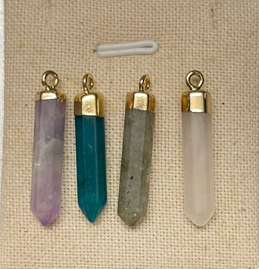Cadena con dije de péndulo