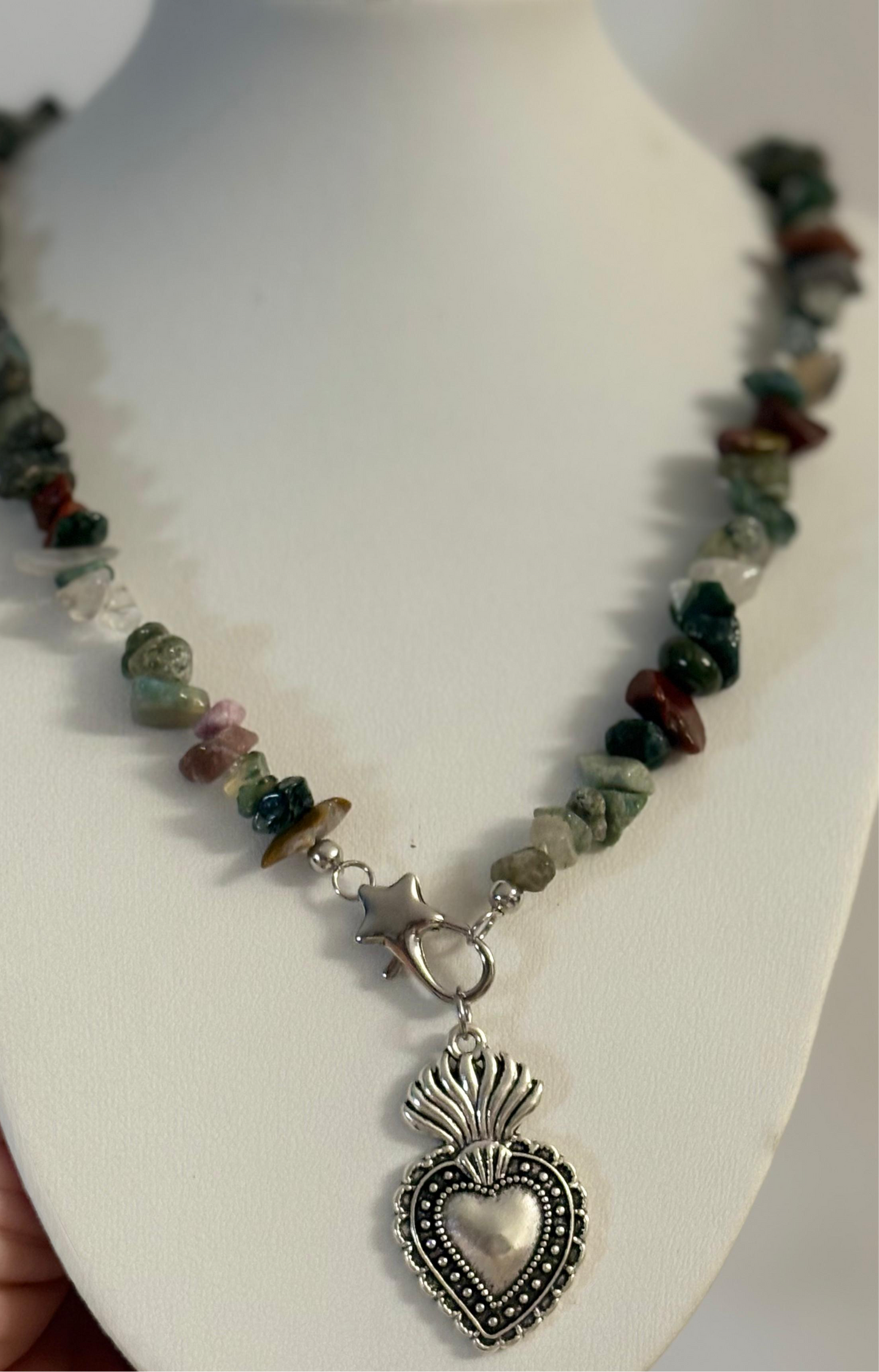 Collar tierra