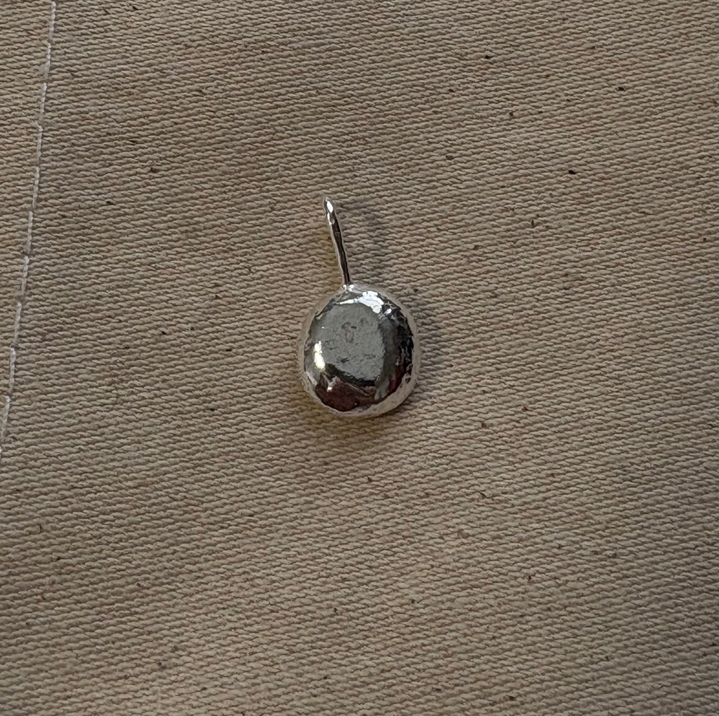 Dije Luna de Plata mediano