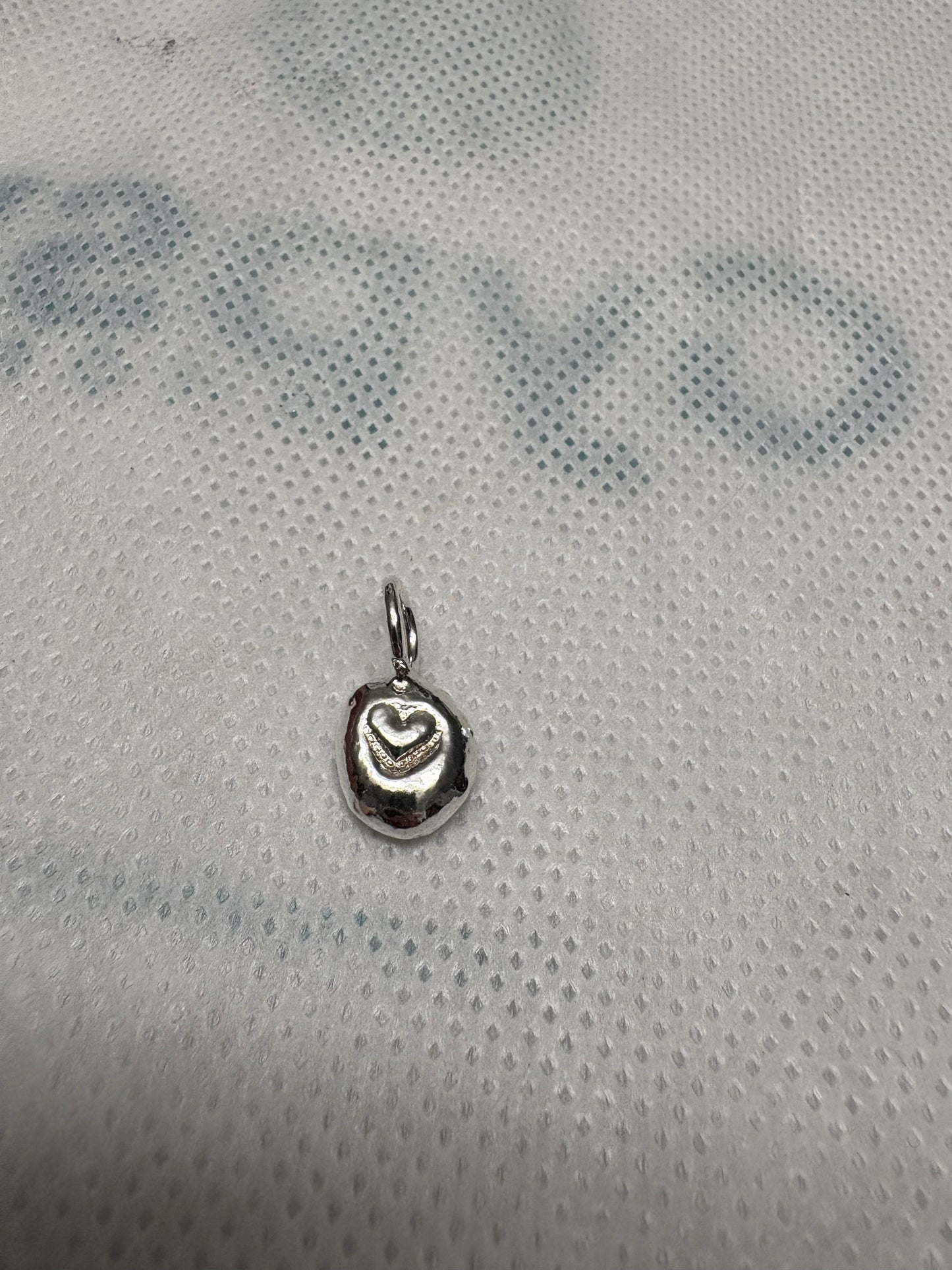 Dije Luna de Plata mediano