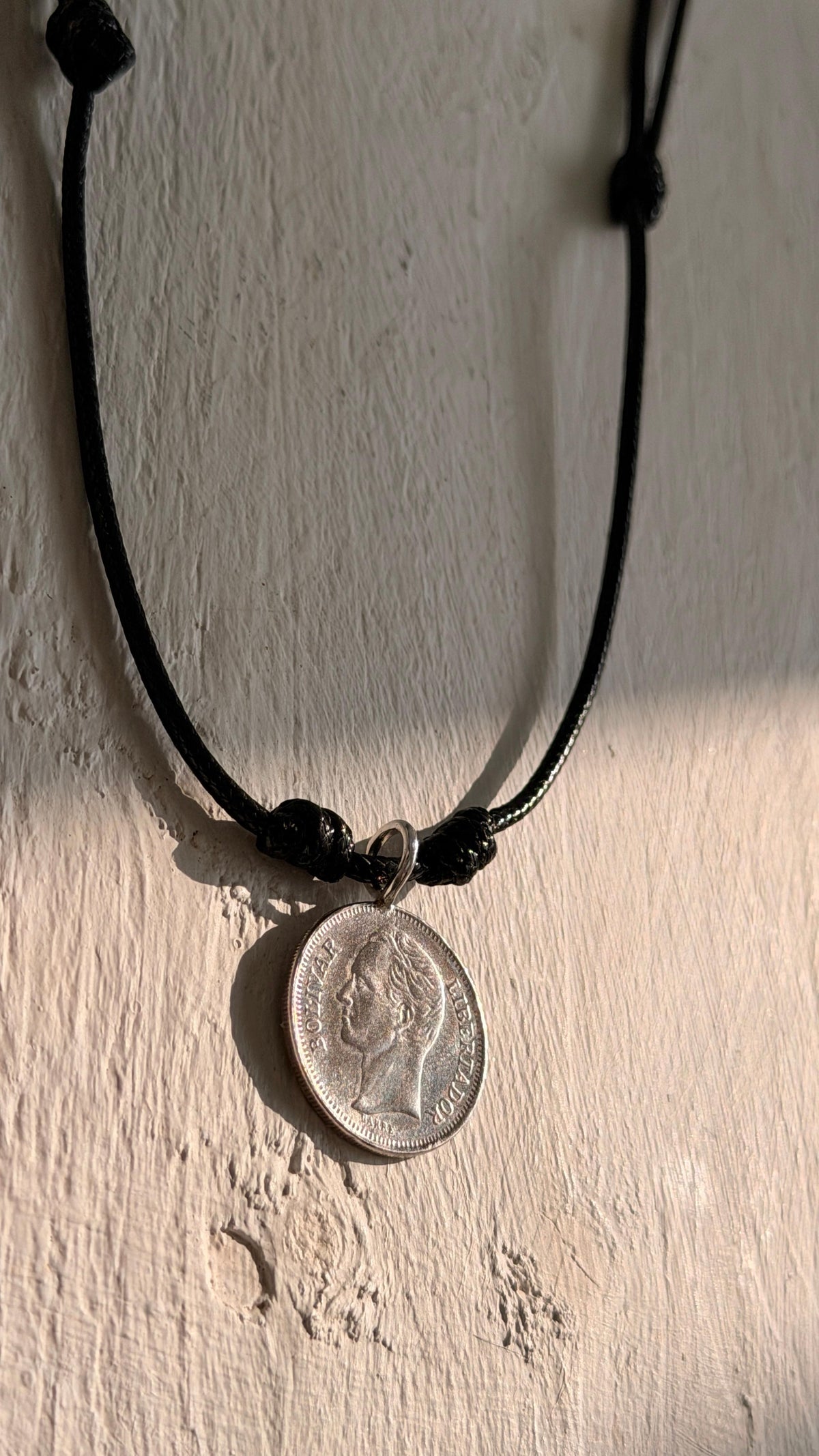 Collar Barré en hilo negro